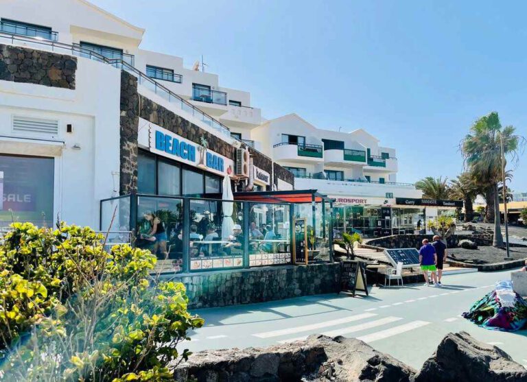gallery-beach-bar-costa-teguise-lanzarote